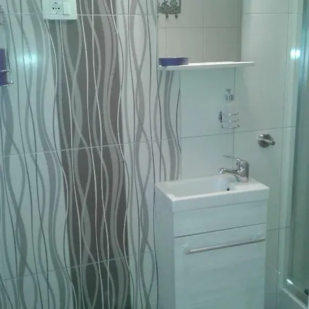 Apartman 154 - 3 Bedroom Ilovik