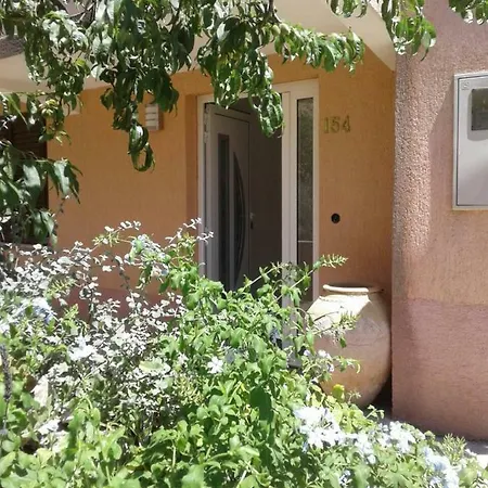 154 - 3 Bedroom Apartman Ilovik